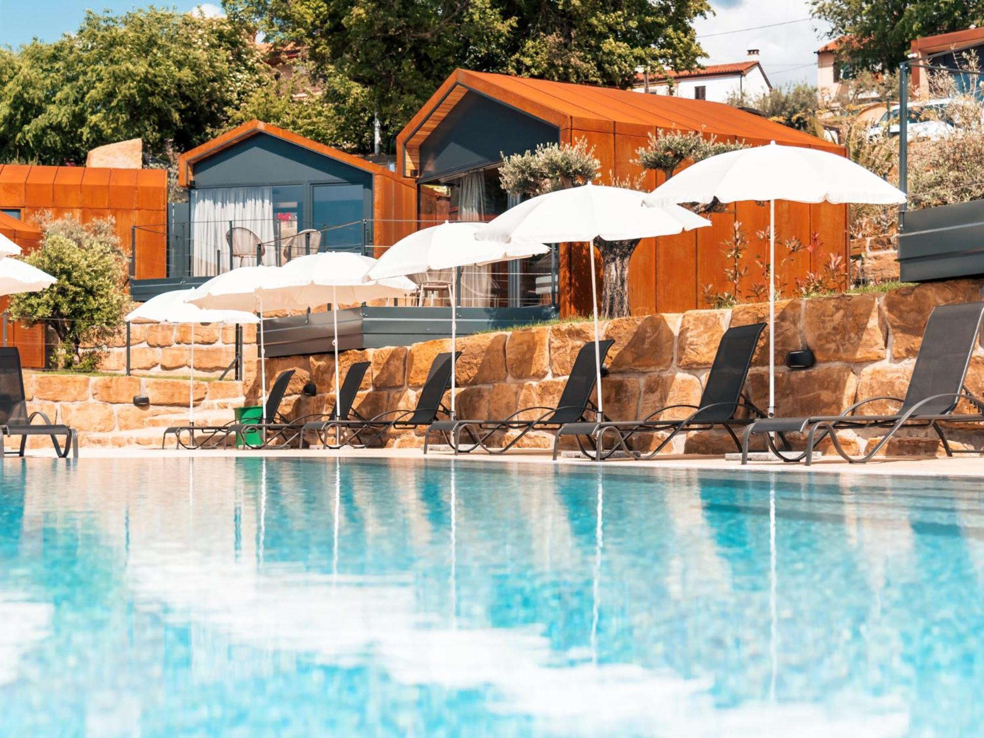 Wine Paradise - Glamping Resort Марезиге Экстерьер фото